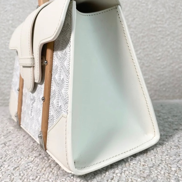 Authentic GOYARD Goyardine Structure Mini Saigon White - Picture 5 of 15